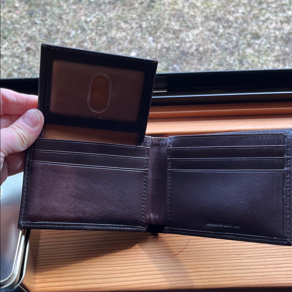 Carhartt Dark Brown Leather wallet - Picture 3 of 5